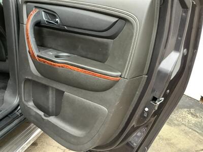 2014 Chevrolet Traverse LTZ - Photo 39 - Crest Hill, IL 60403