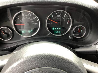 2014 Jeep Wrangler Unlimited Sport - Photo 11 - Crest Hill, IL 60403