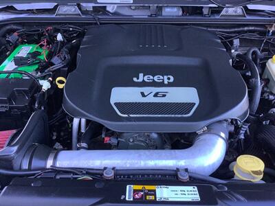 2014 Jeep Wrangler Unlimited Sport - Photo 37 - Crest Hill, IL 60403