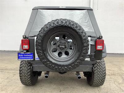 2014 Jeep Wrangler Unlimited Sport - Photo 9 - Crest Hill, IL 60403