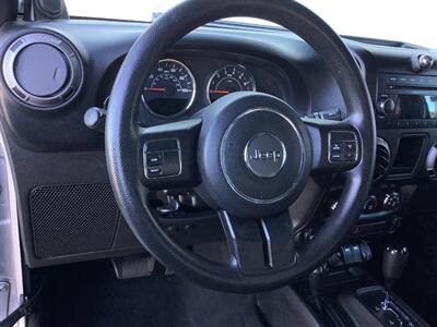 2014 Jeep Wrangler Unlimited Sport - Photo 23 - Crest Hill, IL 60403