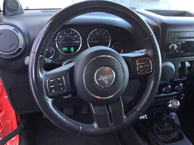 2013 Jeep Wrangler Sport - Photo 16 - Crest Hill, IL 60403