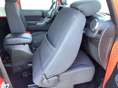 2013 Jeep Wrangler Sport - Photo 25 - Crest Hill, IL 60403
