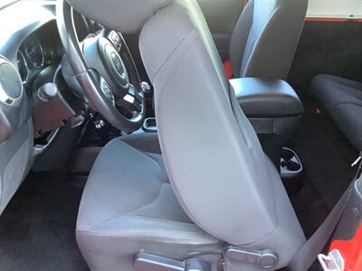 2013 Jeep Wrangler Sport - Photo 20 - Crest Hill, IL 60403