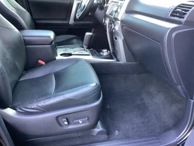 2013 Toyota 4Runner Limited   - Photo 32 - Crest Hill, IL 60403
