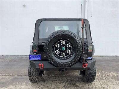 2017 Jeep Wrangler Sport   - Photo 6 - Crest Hill, IL 60403