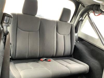 2017 Jeep Wrangler Sport   - Photo 24 - Crest Hill, IL 60403