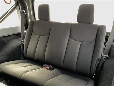 2017 Jeep Wrangler Sport   - Photo 21 - Crest Hill, IL 60403