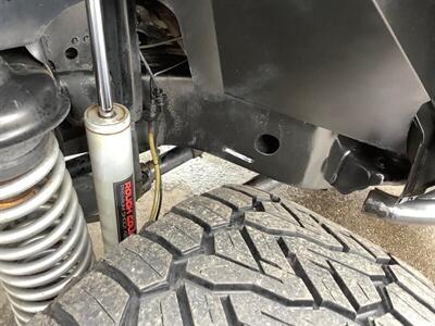 2017 Jeep Wrangler Sport   - Photo 38 - Crest Hill, IL 60403