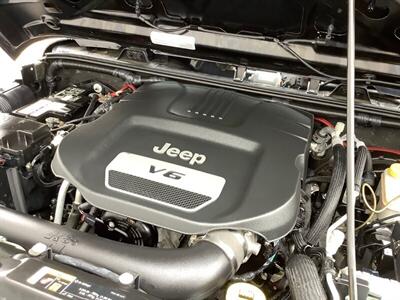 2017 Jeep Wrangler Sport   - Photo 42 - Crest Hill, IL 60403