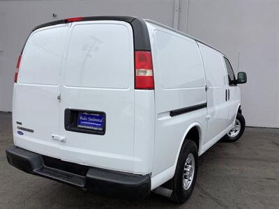 2011 Chevrolet Express 2500   - Photo 6 - Crest Hill, IL 60403