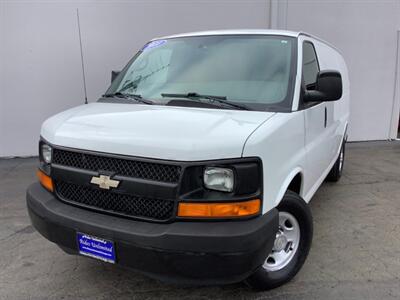 2011 Chevrolet Express 2500   - Photo 2 - Crest Hill, IL 60403