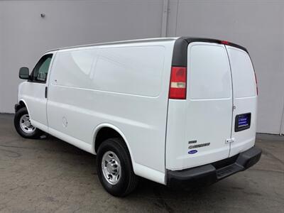 2011 Chevrolet Express 2500   - Photo 4 - Crest Hill, IL 60403