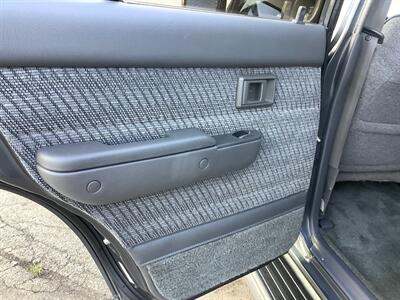 1992 Toyota 4Runner SR5 V6   - Photo 27 - Crest Hill, IL 60403