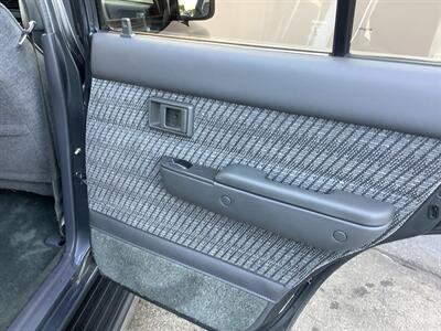 1992 Toyota 4Runner SR5 V6   - Photo 30 - Crest Hill, IL 60403
