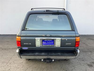 1992 Toyota 4Runner SR5 V6   - Photo 5 - Crest Hill, IL 60403