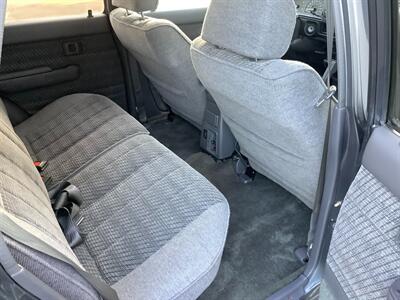 1992 Toyota 4Runner SR5 V6   - Photo 32 - Crest Hill, IL 60403