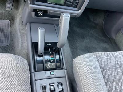 1992 Toyota 4Runner SR5 V6   - Photo 14 - Crest Hill, IL 60403