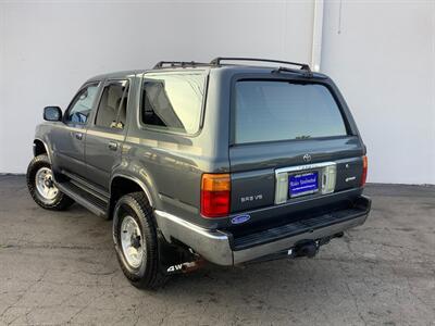 1992 Toyota 4Runner SR5 V6   - Photo 11 - Crest Hill, IL 60403