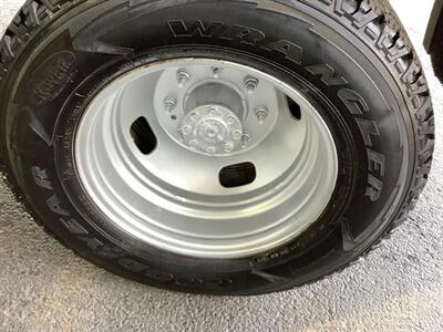 2011 Ford F-350 XL   - Photo 38 - Crest Hill, IL 60403