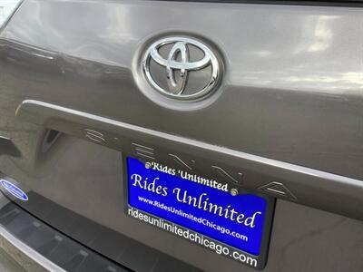 2016 Toyota Sienna SE 8-Passenger   - Photo 39 - Crest Hill, IL 60403