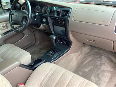 2001 Toyota 4Runner SR5 - Photo 54 - Crest Hill, IL 60403