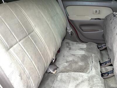 2001 Toyota 4Runner SR5 - Photo 47 - Crest Hill, IL 60403