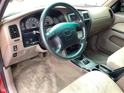 2001 Toyota 4Runner SR5 - Photo 6 - Crest Hill, IL 60403