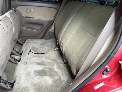 2001 Toyota 4Runner SR5 - Photo 11 - Crest Hill, IL 60403