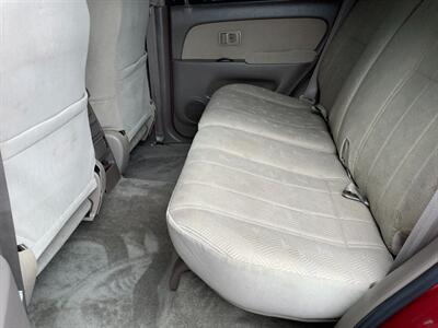 2001 Toyota 4Runner SR5 - Photo 43 - Crest Hill, IL 60403