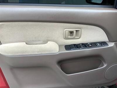 2001 Toyota 4Runner SR5 - Photo 29 - Crest Hill, IL 60403