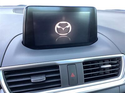 2018 Mazda Mazda3 Touring - Photo 19 - Crest Hill, IL 60403