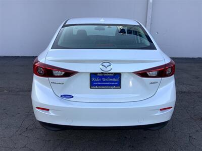 2018 Mazda Mazda3 Touring - Photo 6 - Crest Hill, IL 60403