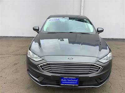 2017 Ford Fusion SE   - Photo 11 - Crest Hill, IL 60403