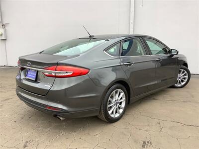 2017 Ford Fusion SE   - Photo 7 - Crest Hill, IL 60403