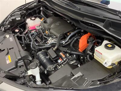 2025 Toyota Sienna Platinum   - Photo 83 - Crest Hill, IL 60403