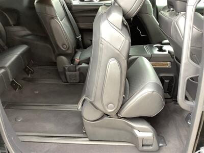 2025 Toyota Sienna Platinum   - Photo 45 - Crest Hill, IL 60403