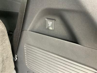 2025 Toyota Sienna Platinum   - Photo 71 - Crest Hill, IL 60403