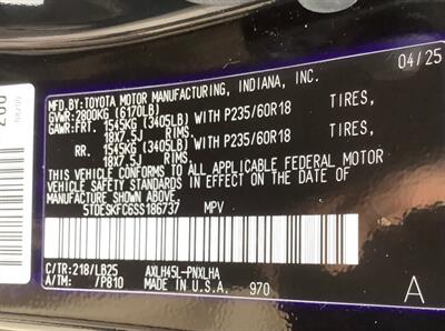 2025 Toyota Sienna Platinum   - Photo 34 - Crest Hill, IL 60403