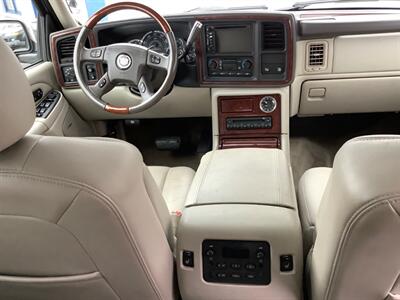 2006 Cadillac Escalade   - Photo 37 - Crest Hill, IL 60403