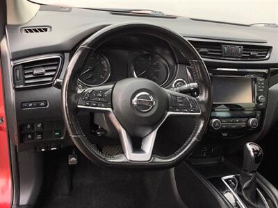 2017 Nissan Rogue Sport SL - Photo 18 - Crest Hill, IL 60403