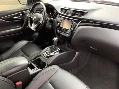 2017 Nissan Rogue Sport SL - Photo 36 - Crest Hill, IL 60403