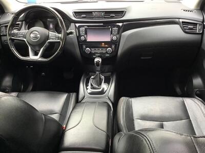 2017 Nissan Rogue Sport SL - Photo 43 - Crest Hill, IL 60403