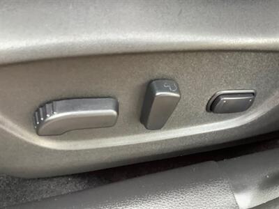 2017 Nissan Rogue Sport SL - Photo 13 - Crest Hill, IL 60403