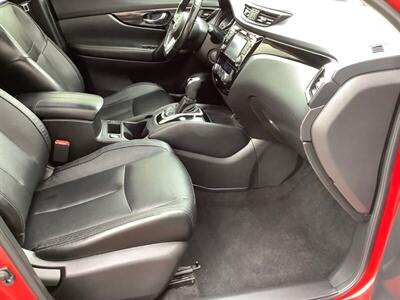 2017 Nissan Rogue Sport SL - Photo 35 - Crest Hill, IL 60403