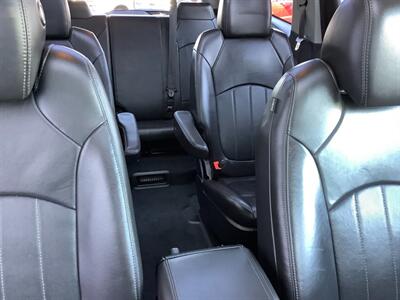 2016 Chevrolet Traverse LTZ - Photo 44 - Crest Hill, IL 60403