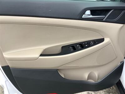 2016 Hyundai TUCSON Limited   - Photo 11 - Crest Hill, IL 60403