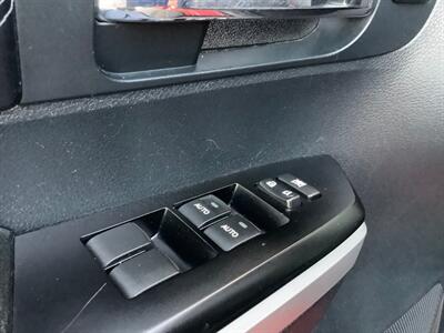 2014 Toyota Tundra Platinum   - Photo 14 - Crest Hill, IL 60403