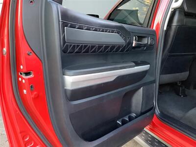 2014 Toyota Tundra Platinum   - Photo 25 - Crest Hill, IL 60403