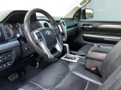 2014 Toyota Tundra Platinum   - Photo 16 - Crest Hill, IL 60403